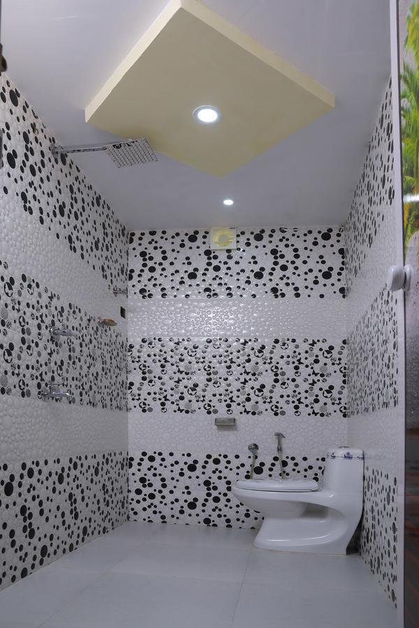 Marari Peterland Appartement Alappuzha Buitenkant foto