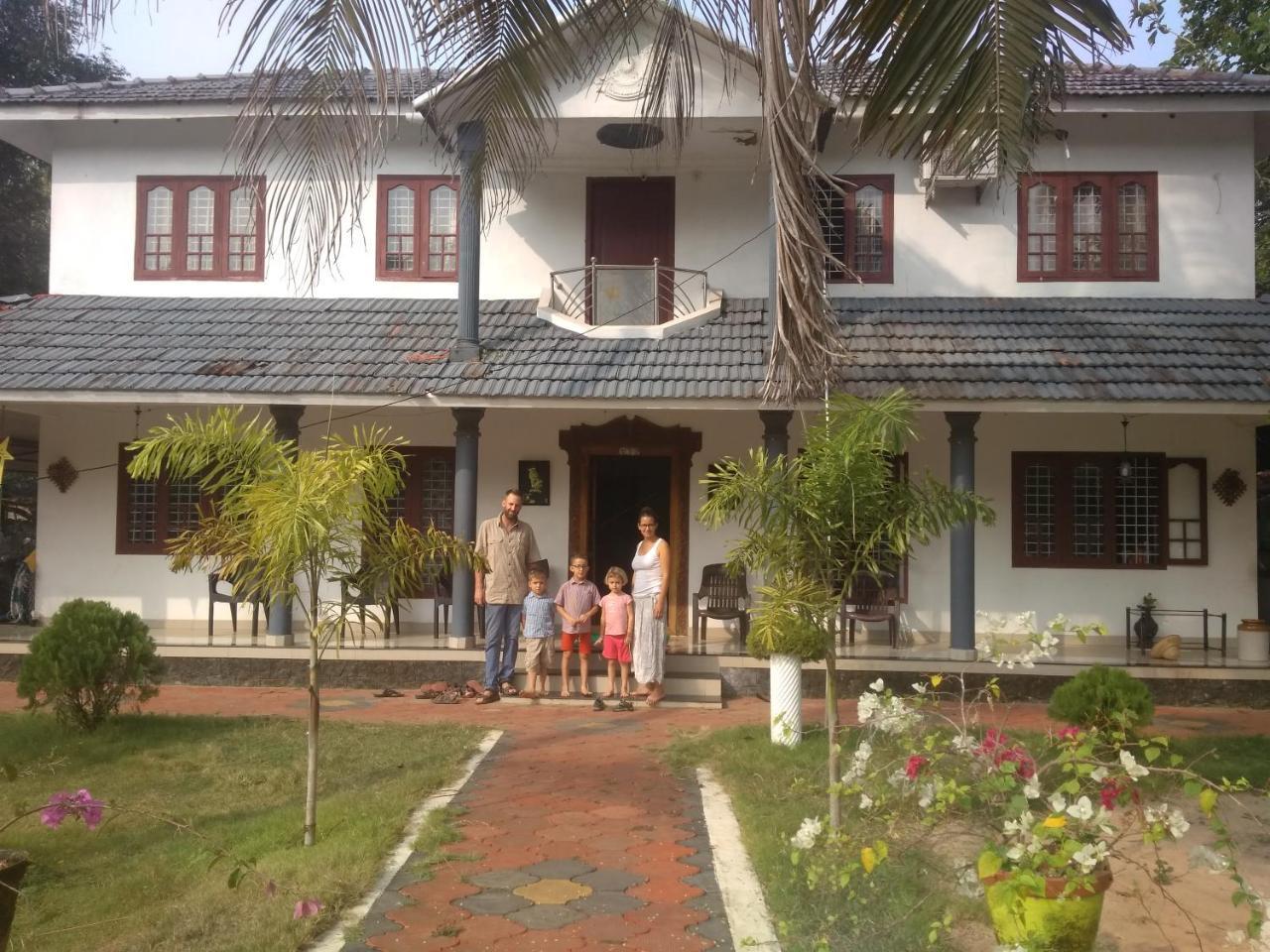 Marari Peterland Appartement Alappuzha Buitenkant foto